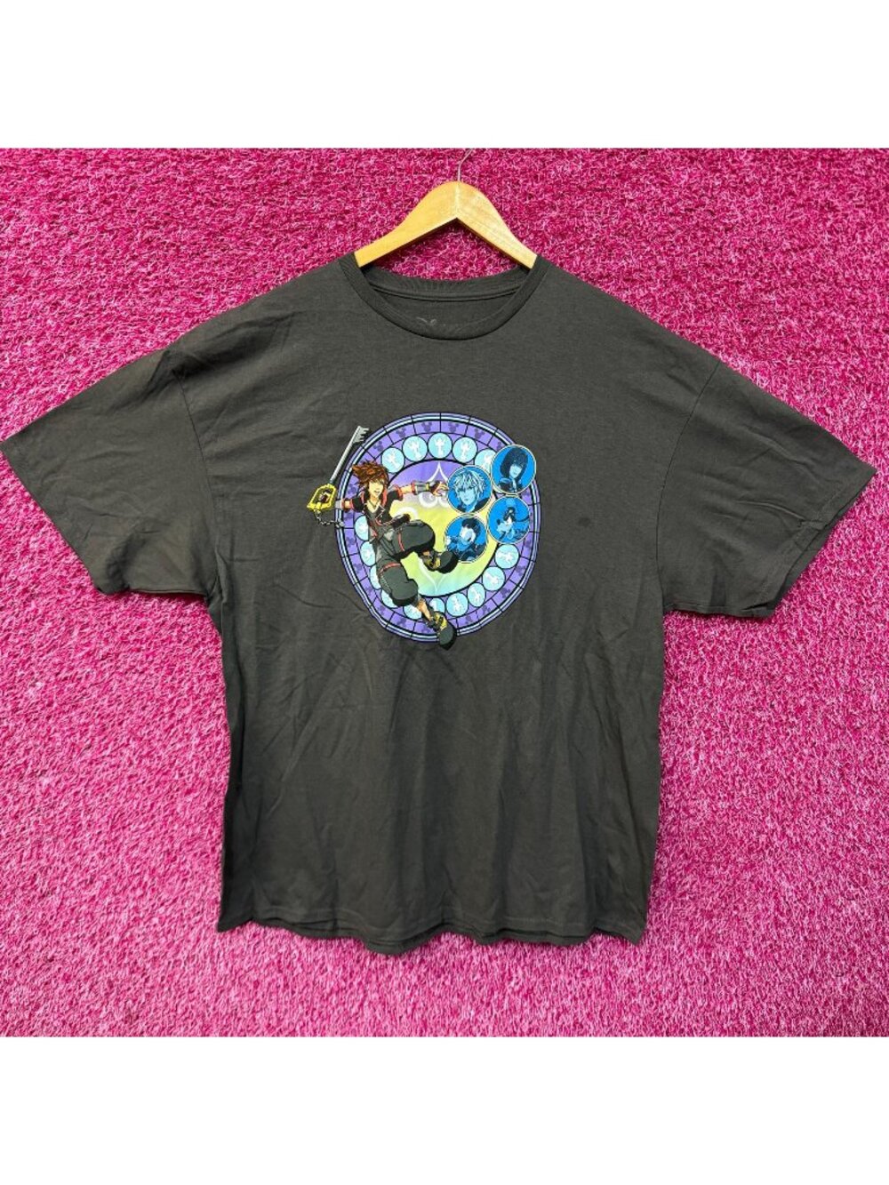 Kingdom Hearts Sora stained glass T-shirt size 2XL.